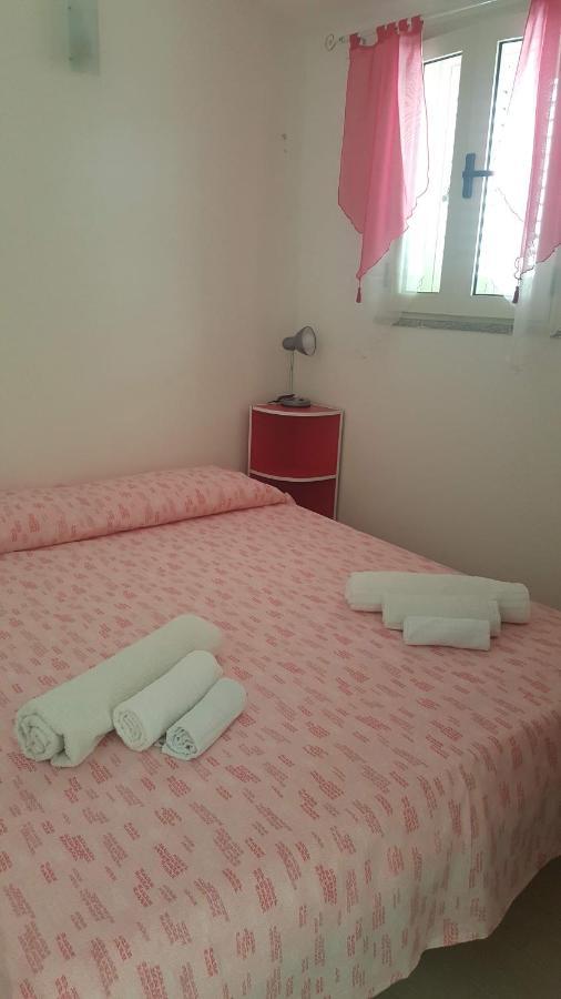 Fronte Mare Bella Vista Apartment Isola Rossa Ngoại thất bức ảnh
