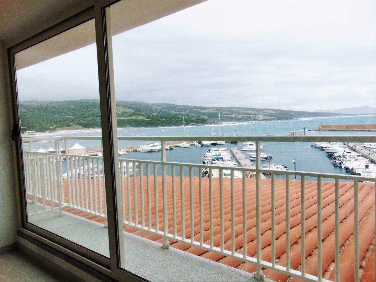 Fronte Mare Bella Vista Apartment Isola Rossa Ngoại thất bức ảnh